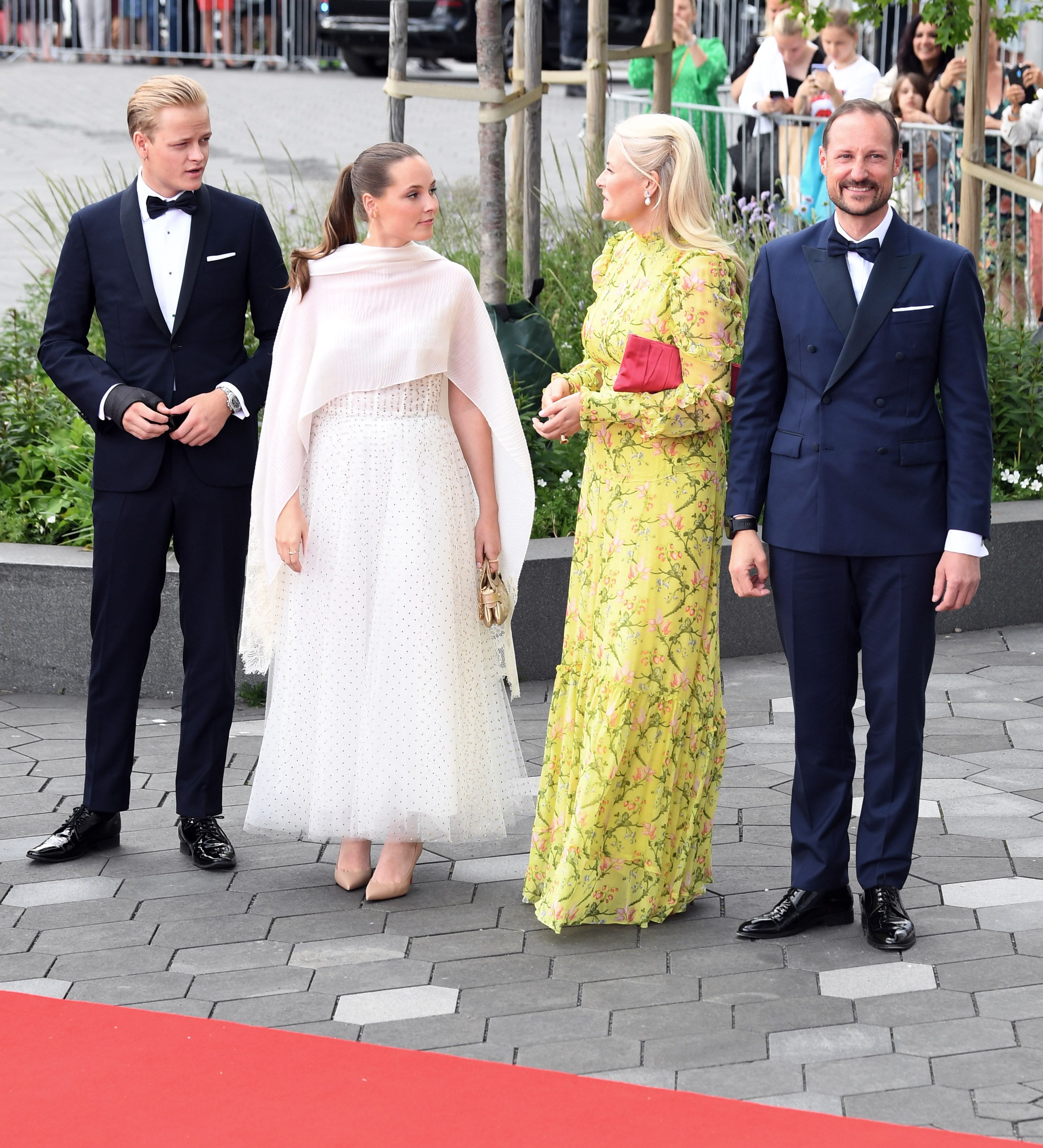 Die Königliche Familie zusammen im Sommer 2022