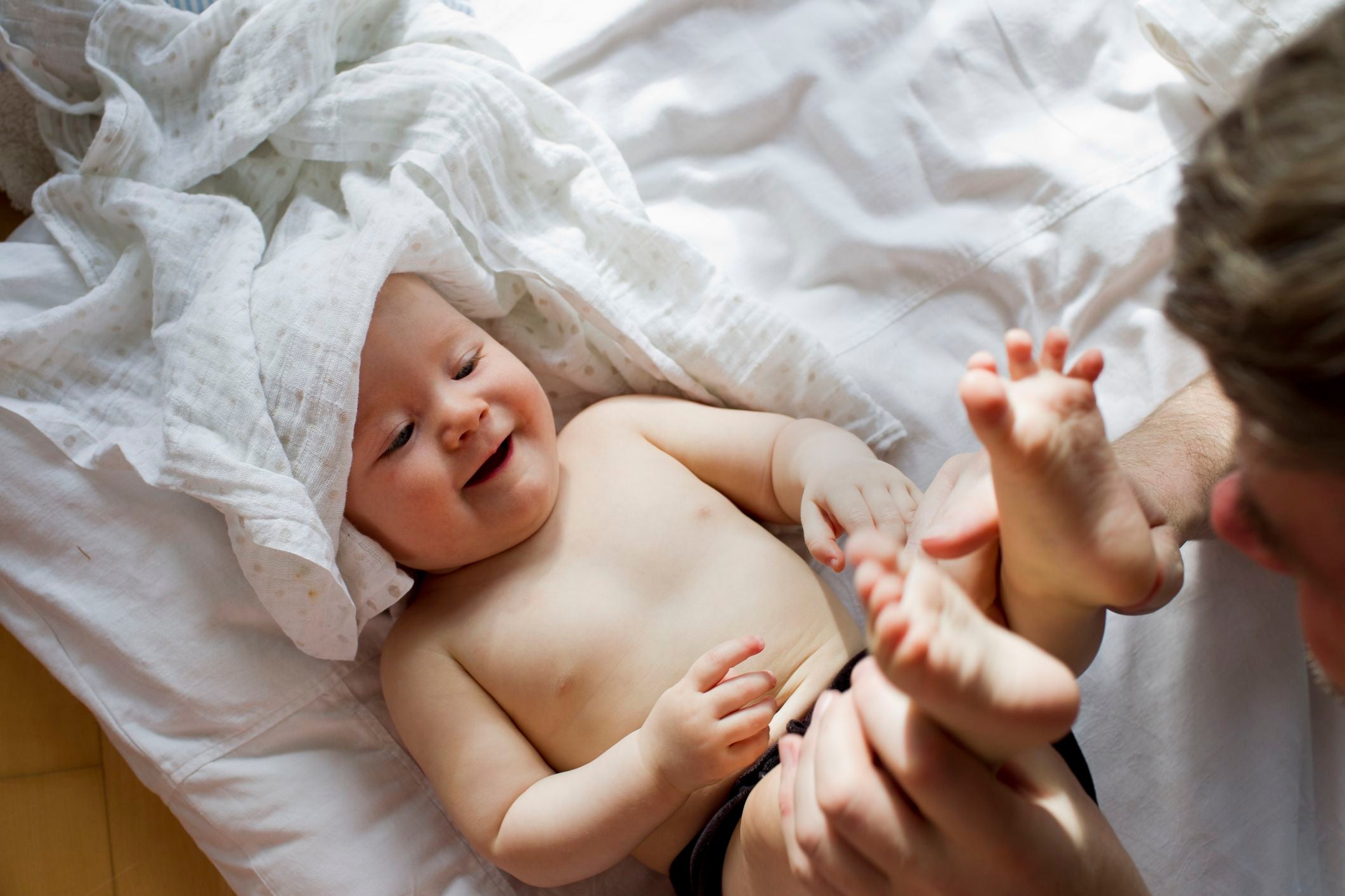 Vater mit Baby