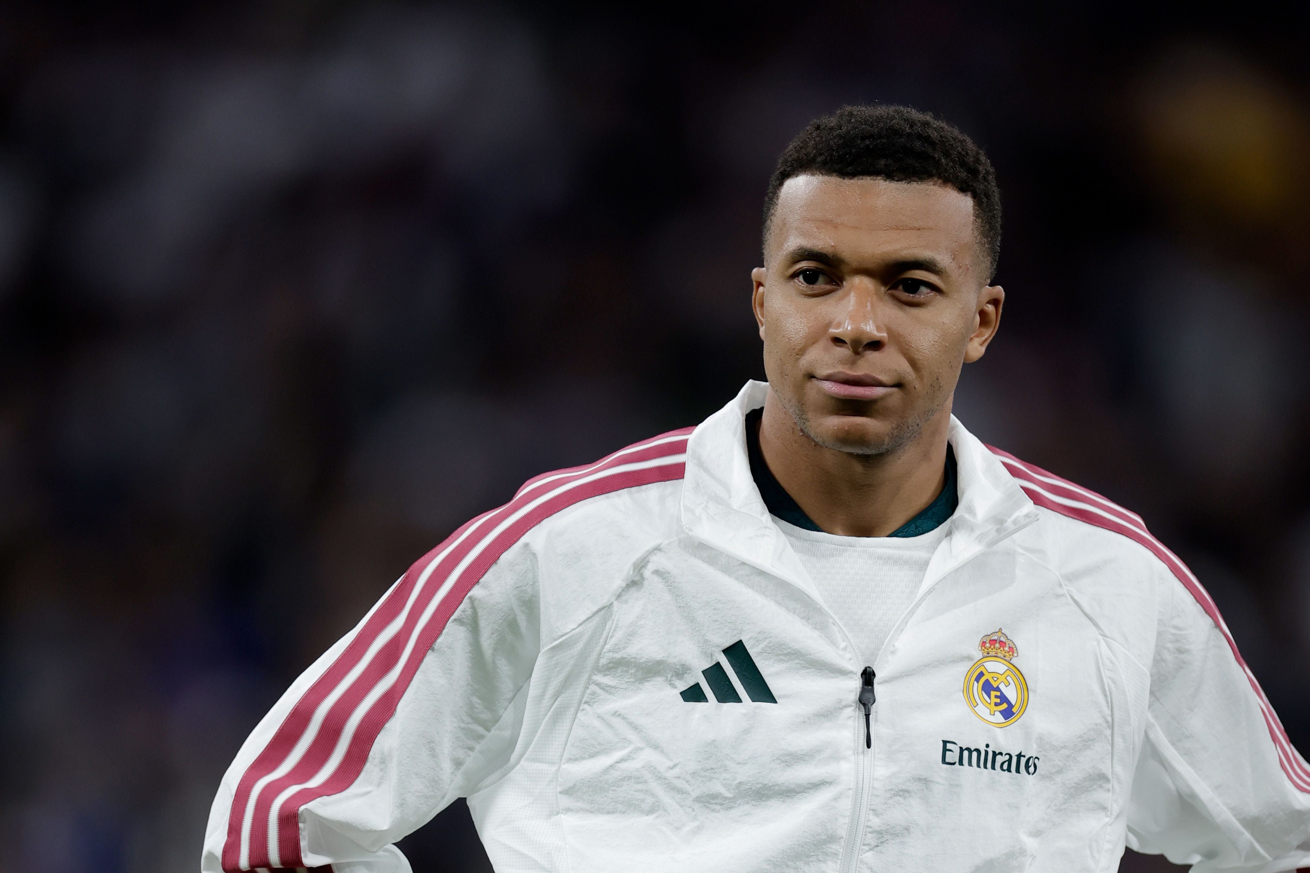 Real-Knipser Kylian Mbappé soll die Königlichen am Sonntag in Barcelona zum Sieg schießen.
