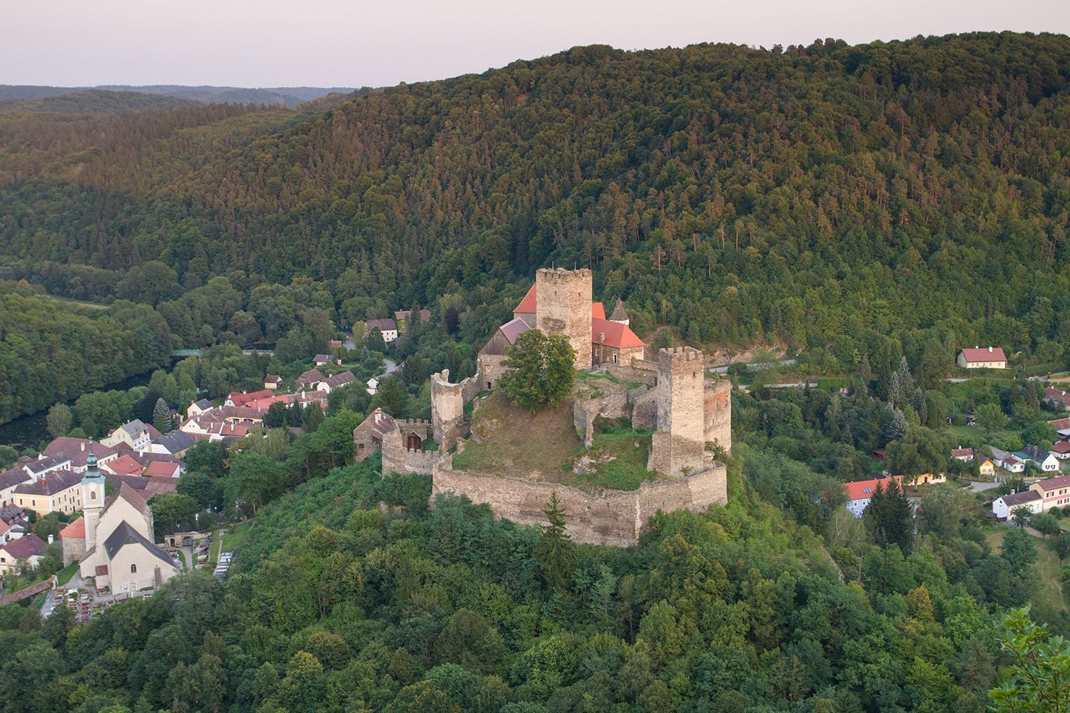 Hardegg mit Burg