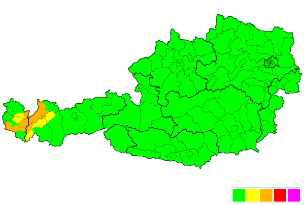 Österreichkarte mit Regen-Warnungen gelb und orange im Westen.