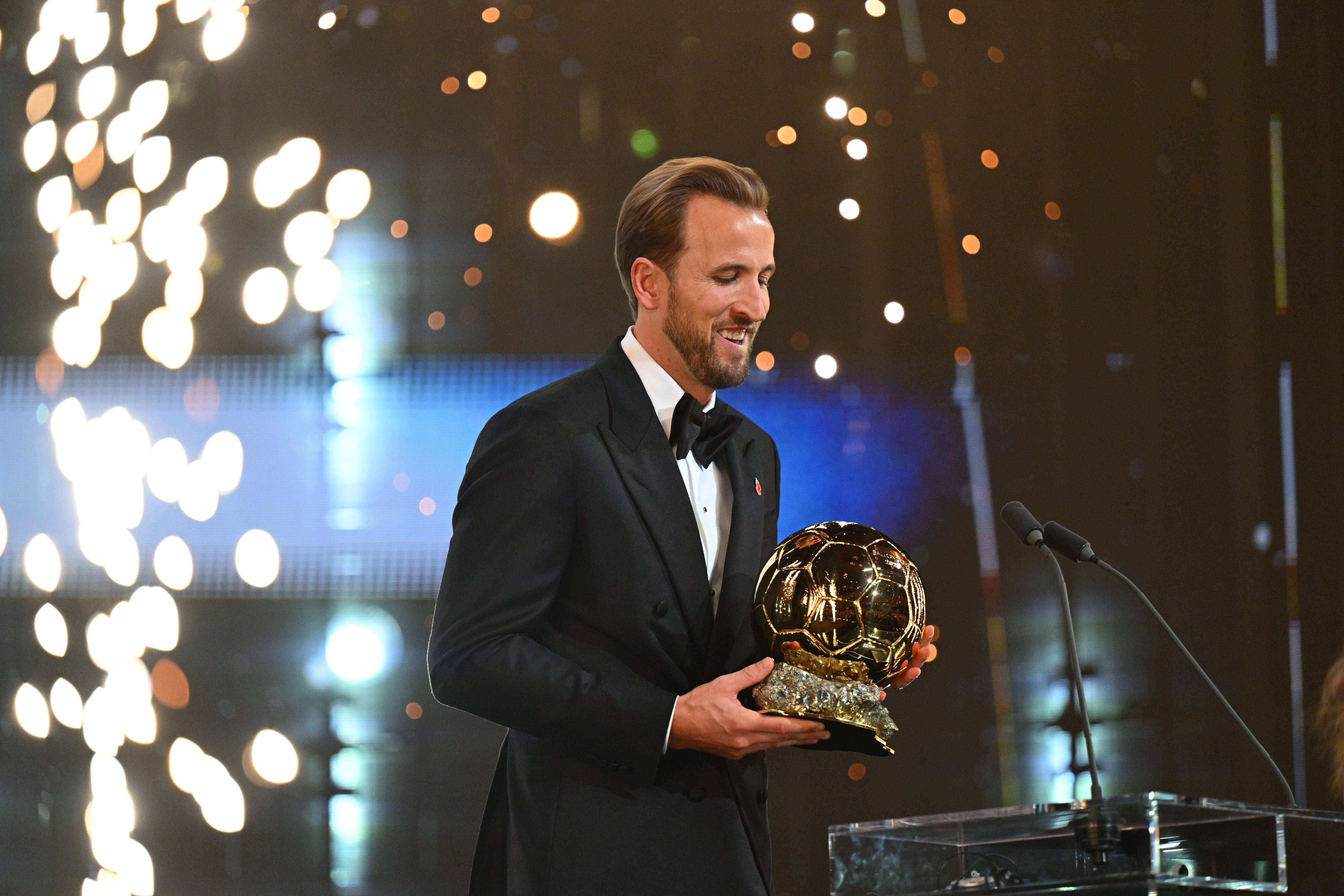 Kane HarryKane Harry FOOT REMISE BALLON D OR 2026 2026 CEREMONIE REMISE BALLON D OR LONDON PALLADIUM THEATRE LONDRES ANGLETERRE 26/10/2026 FAUGERE FRANCK Ballon d Or masculin LONDRES LONDON PALLADIUM THEATRE GermanyxJapanxUKxFrancexBelgiumxOUT *** Kane Harry Kane Harry SOCCER 2026 BALLON D OR AWARDS 2026 BALLON D OR AWARDS CEREMONY LONDON PALLADIUM THEATER LONDON, ENGLAND OCTOBER 26, 2026 FRANCK FAUGERE Men s Ballon d Or LONDON LONDON PALLADIUM THEATER GermanyxJapanxUKxFrancexBelgiumxOUT PUBLICATIONxNOTxINxGERxFRAxBELxUKxJPN Copyright: xFAUGERExFRANCKx