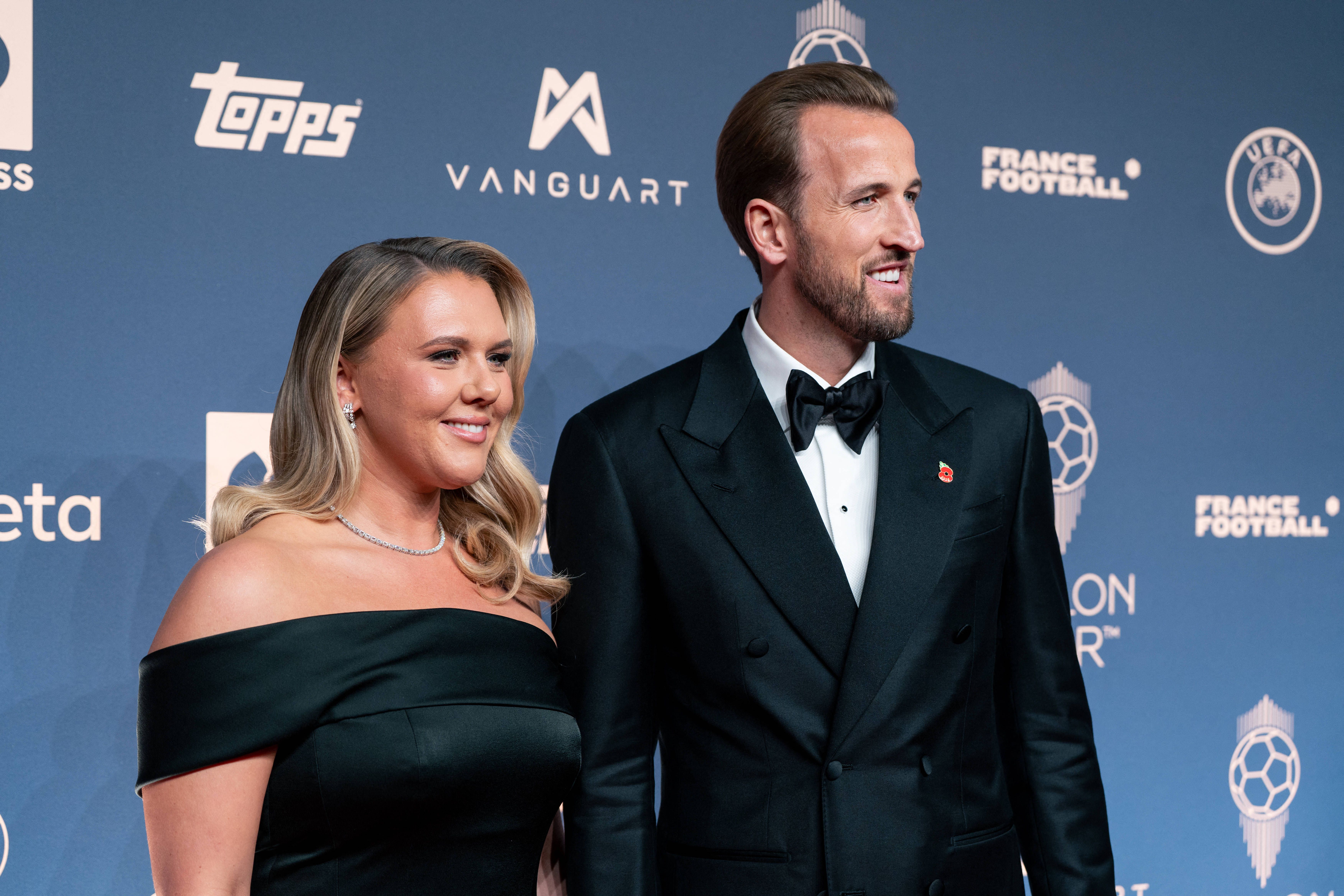 Ballon d Or 2026 - London Katie Goodland and Harry Kane attend the 70th Ballon D Or Ceremony at Palladium Theatre on October 26, 2026 in London, England. Photo by Tiar Lounis/ABACAPRESS.COM London United Kingdom PUBLICATIONxNOTxINxFRAxUK Copyright: xLounisPhotography/ABACAx