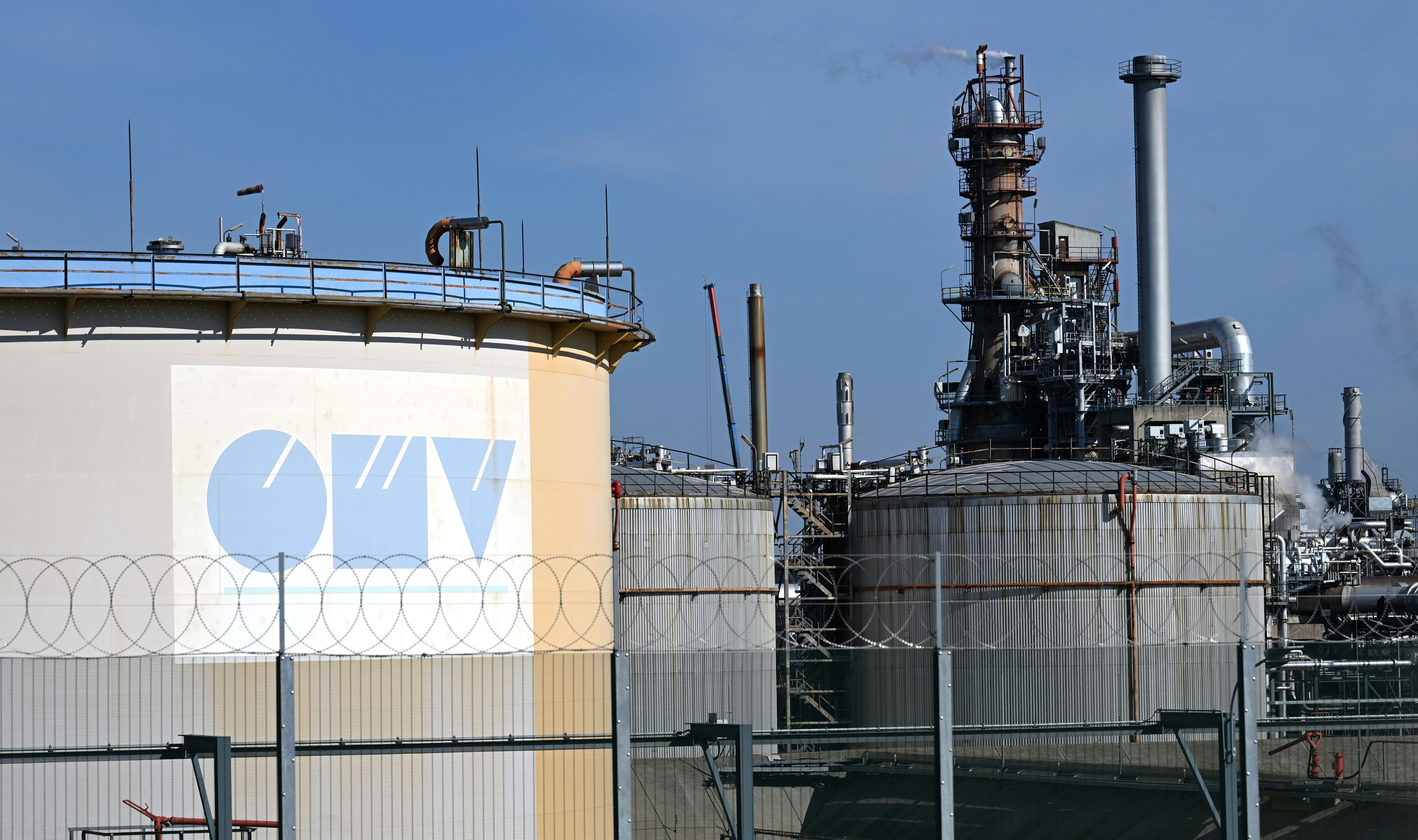 Feuerwehreinsatz in der OMV-Raffinerie in Schwechat.