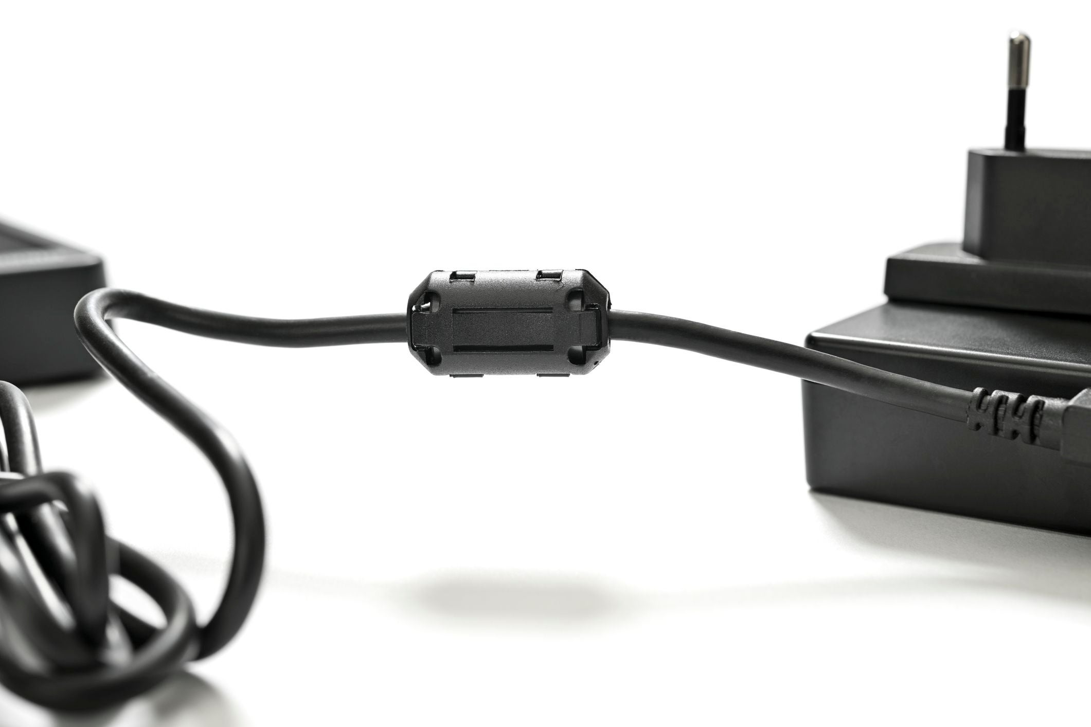 Ladekabel mit Entstörfilter.