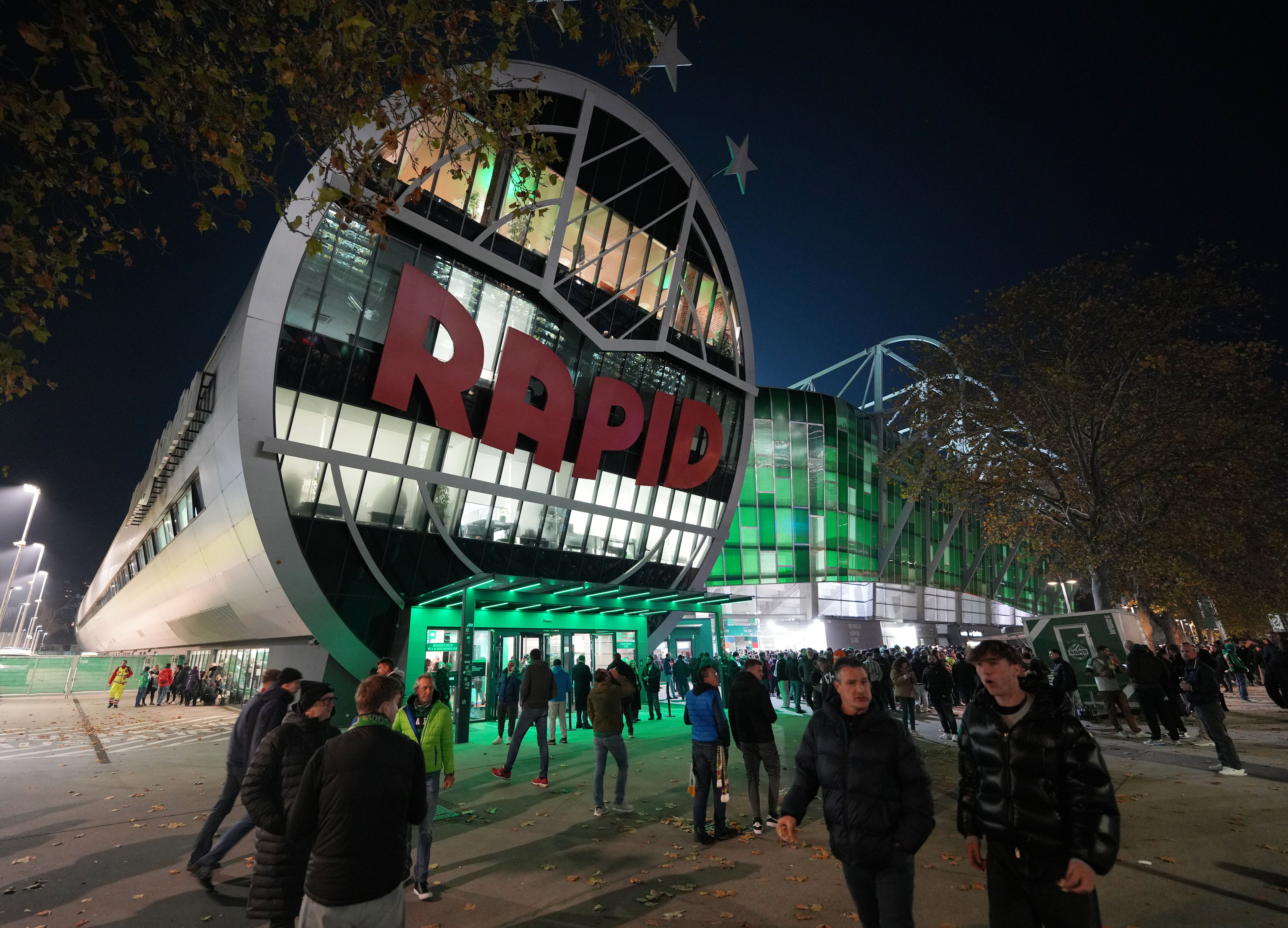 Rote Zahlen bei Tabellenfüher Rapid Wien