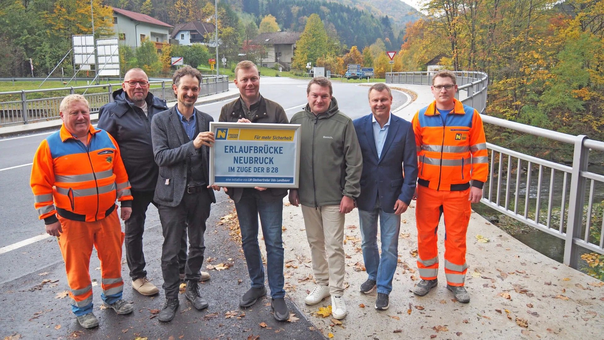Freude über die Fertigstellung der Brückensanierung in Neubruck.