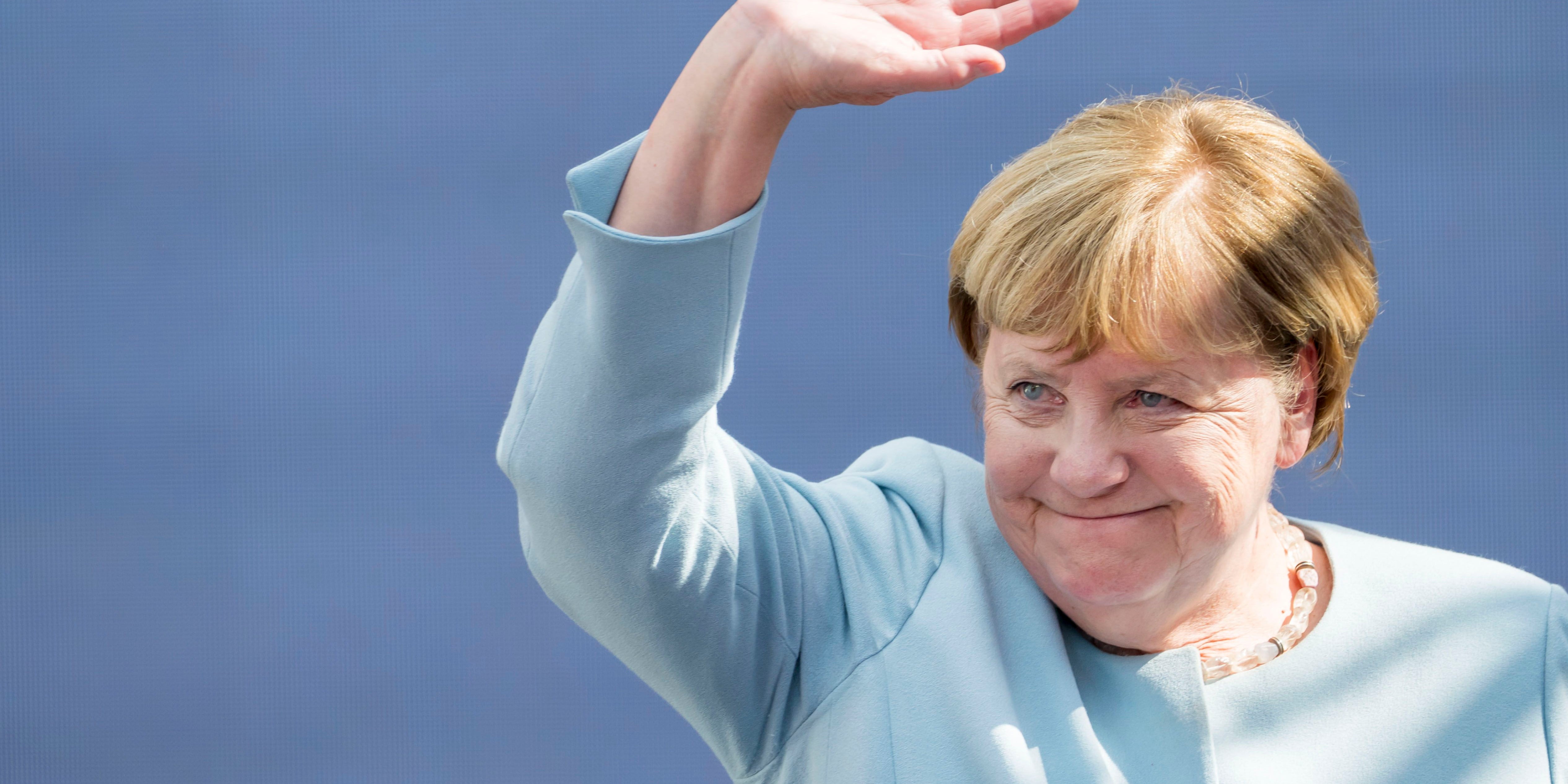 Angela Merkel: Mega-Hype um neuen Look im Netz - oe24.at