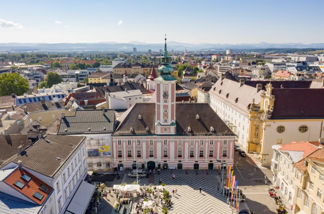 Der lebendige Hauptplatz von St. Pölten.