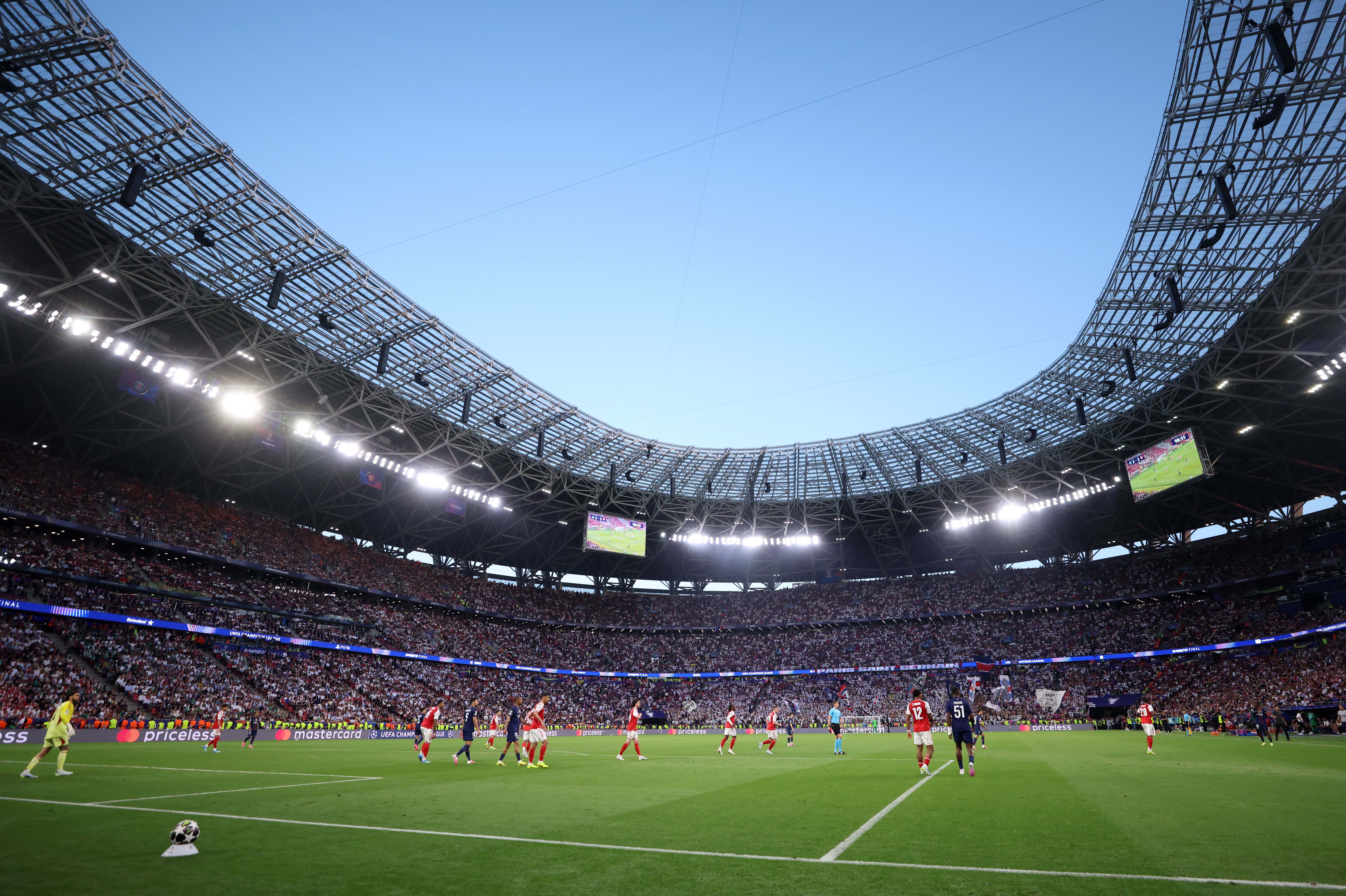 Platz für 67.000 Zuschauer in der 2019 eröffneten Puskas-Arena in Budapest.